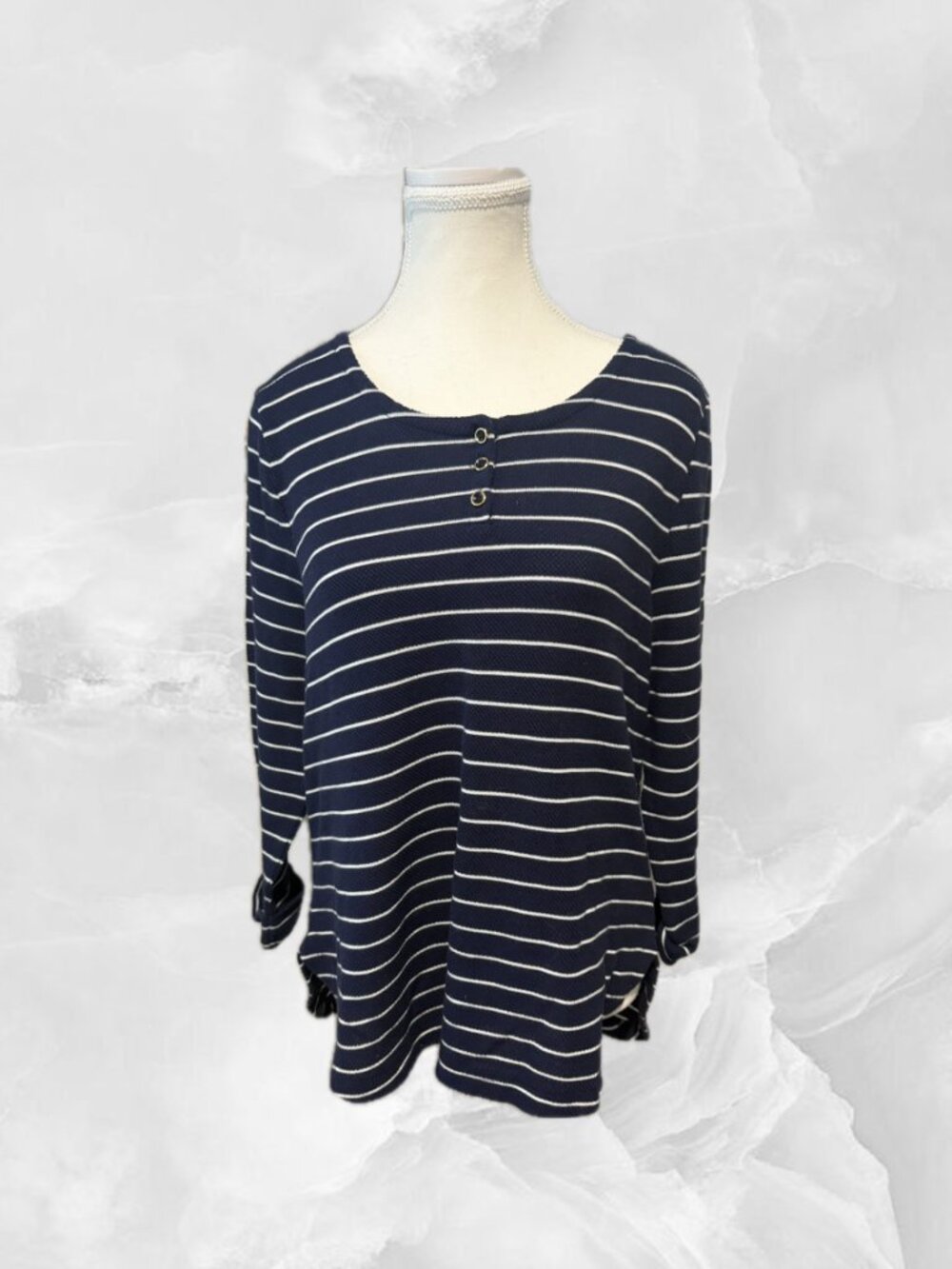 Carolyn Taylor Blue and White Striped 3/4 length top-Sz L